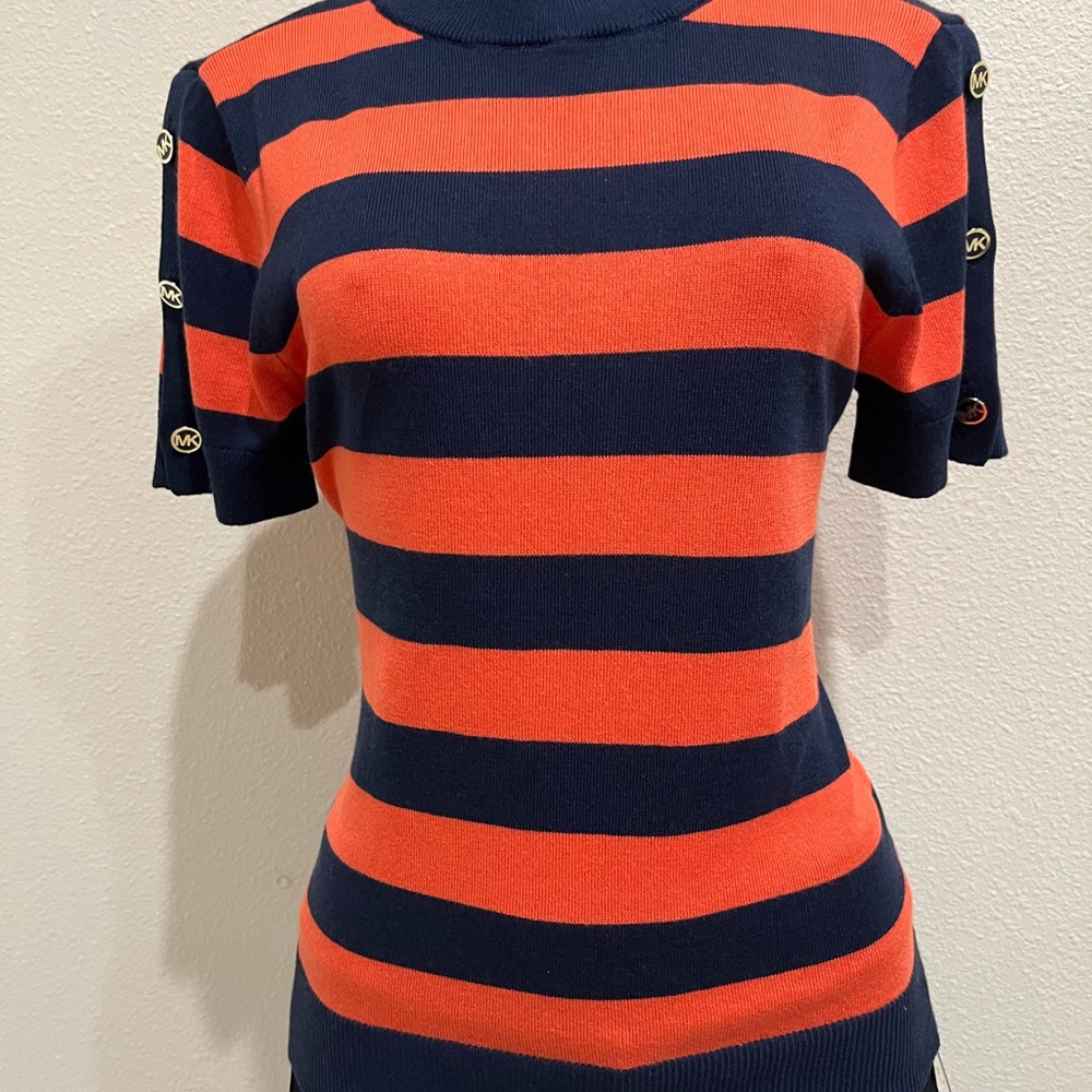 Michael Michael Kors women’s Turtleneck Stripe Top. New.
